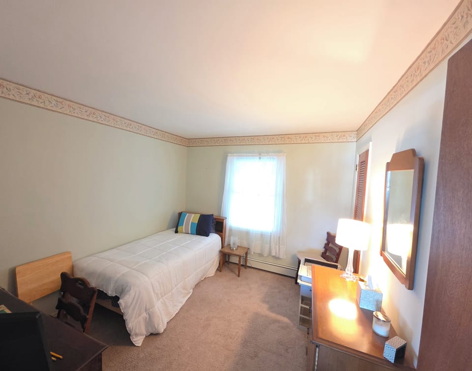 Bedroom - New queen bed coming