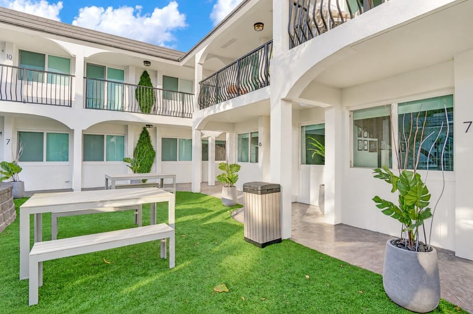 Shared courtyard for relaxing and enjoying the coastal breeze.