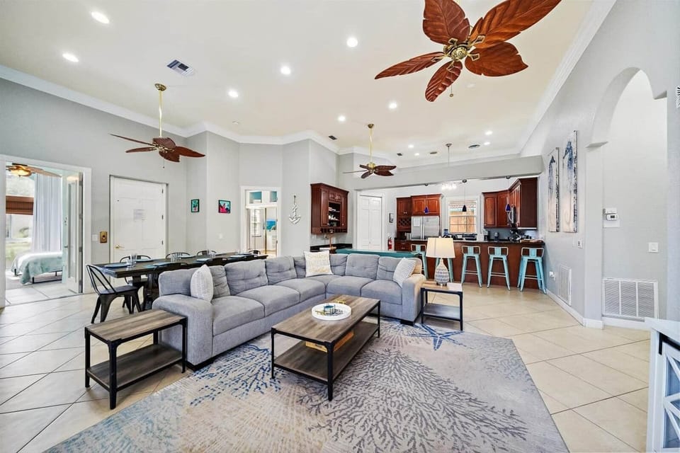 Open floor plan with living room, kitchen and dining room all together. 
