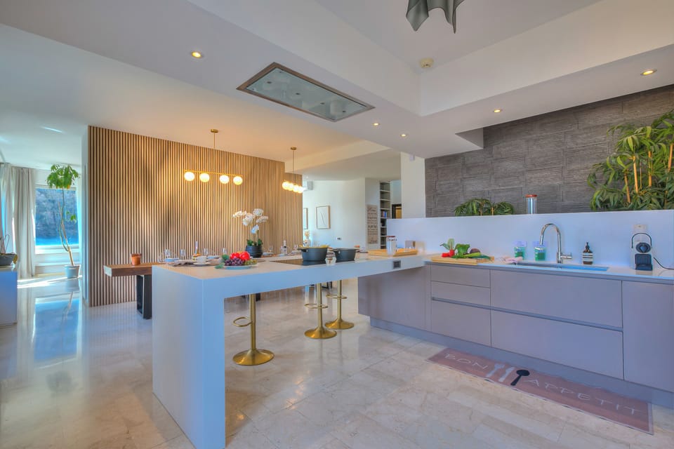 Kitchen and dining area