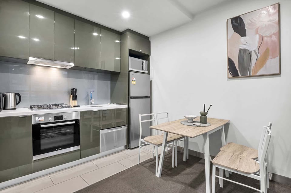 Kitchen And Dining 