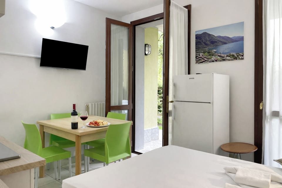 Living and dining room