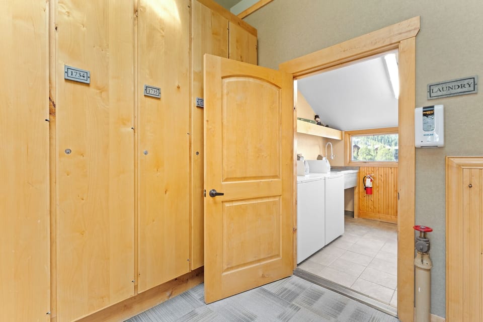 Ski lockers and laundry.