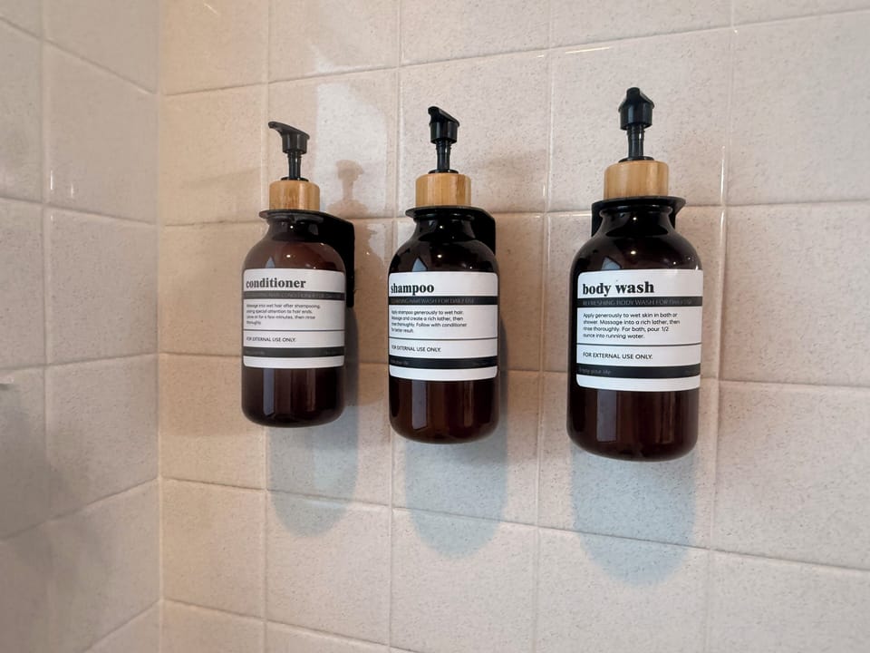 Bathroom amenities