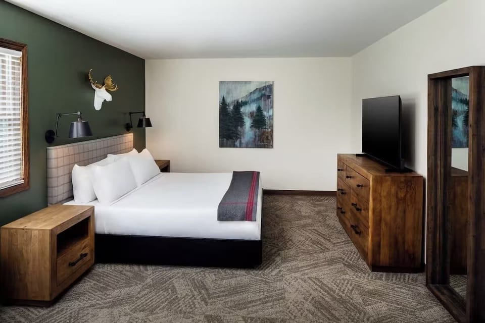 Bedroom. Interior and views may vary based on location and availability.