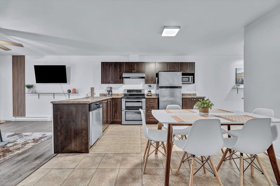 Kitchen and dinning room
