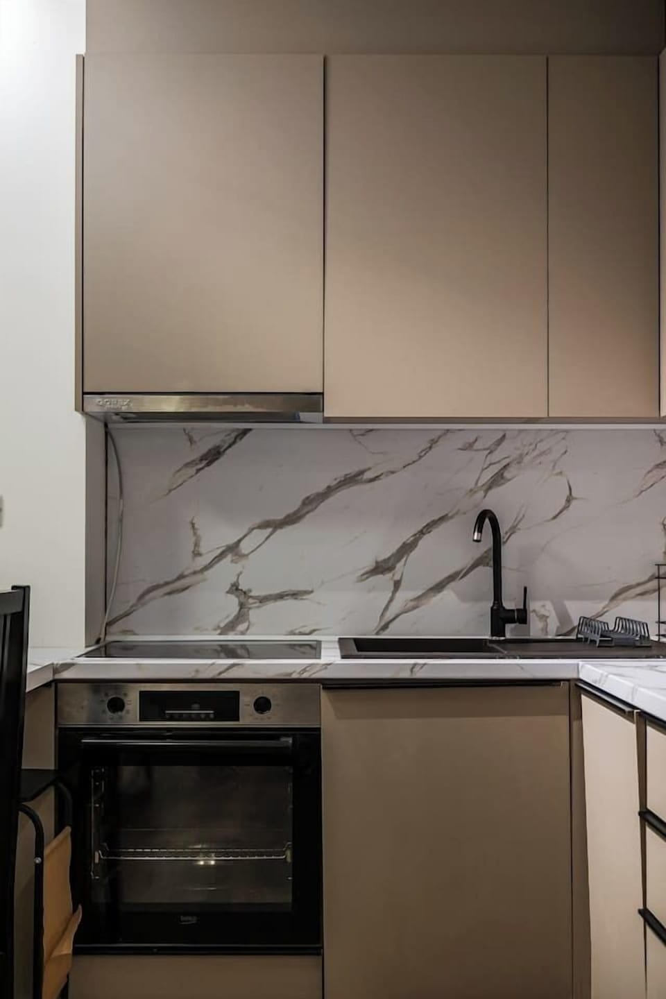 Fully-equipped kitchen details