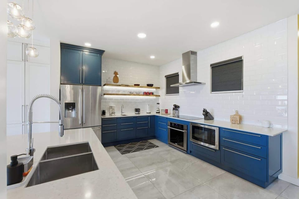 Cook up a storm in your fully equipped kitchen: delicious meals!