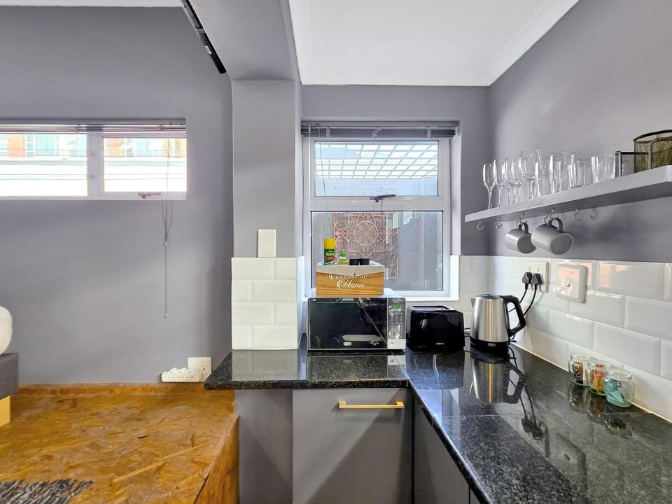 Monreith Private Studio in Sea Point (36483)