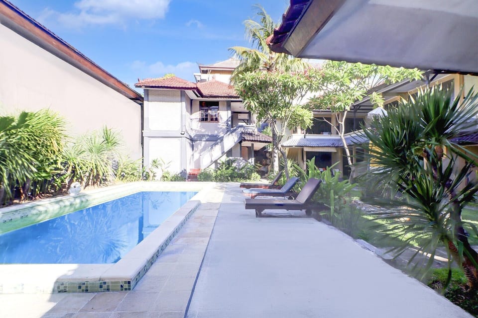 Holiday Home Swimming Pool