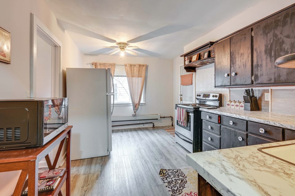 Kitchen | Dining Nook