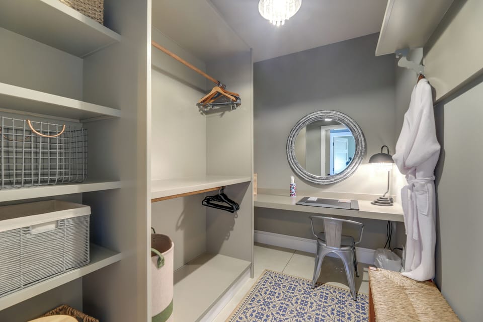 Walk-In Closet