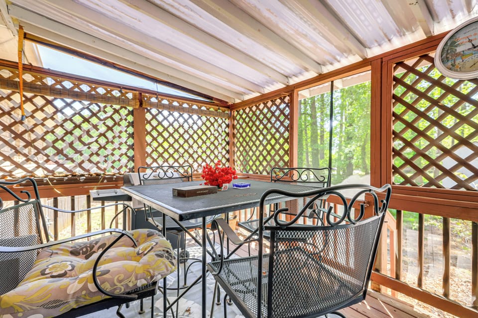 Private Deck