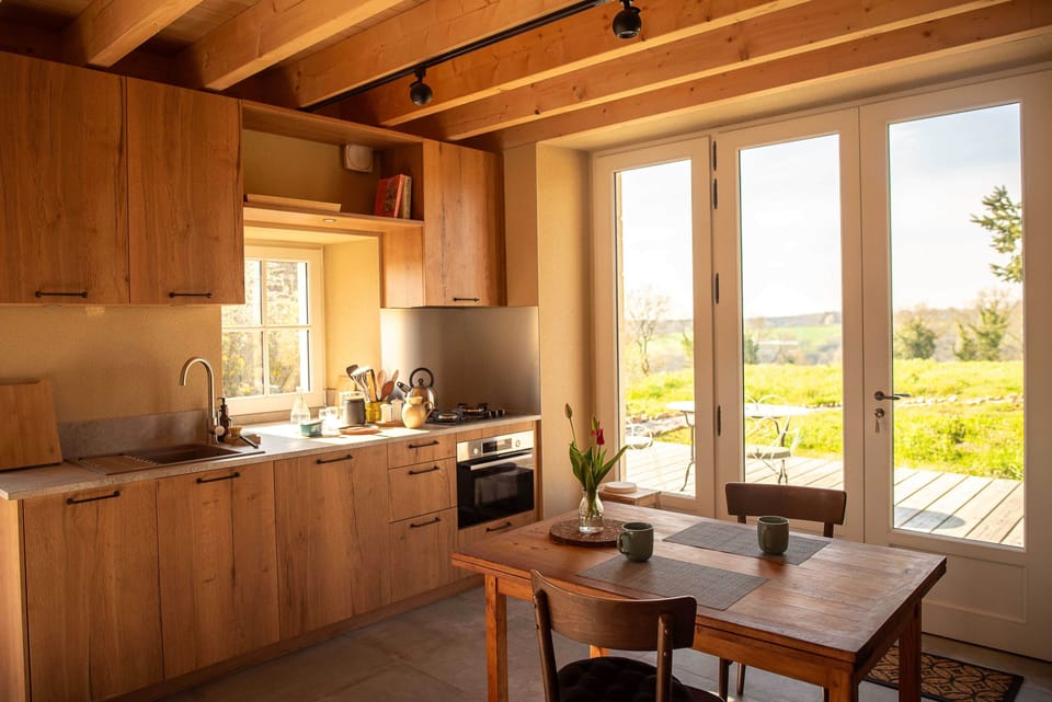 The kitchen / dining area