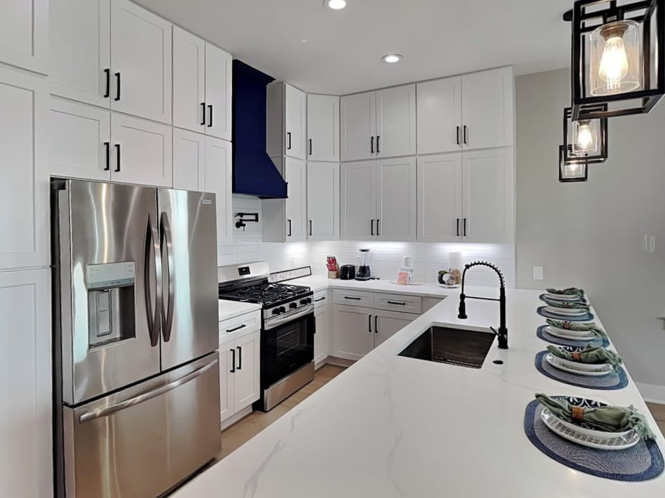 Full Kitchen - Stainless Steel Appliances - First Floor