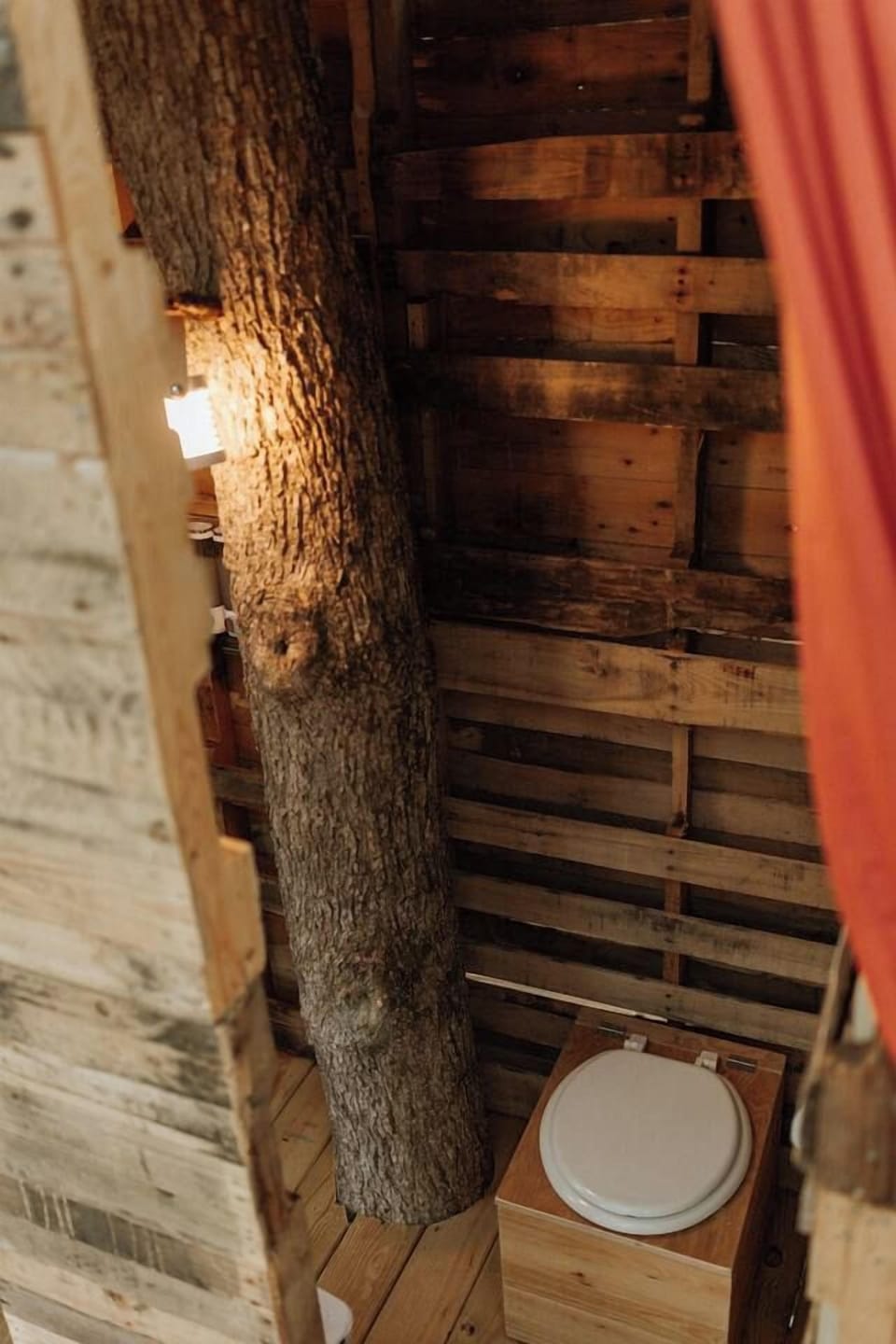 Towels and essential toiletries are provided for you, so you do not have to bring your own.