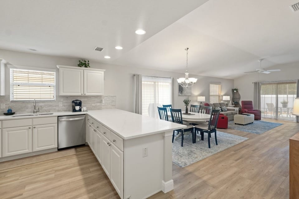 Spacious kitchen layout with everything you need for a convenient stay.