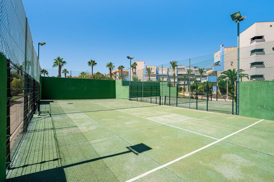 Sport court