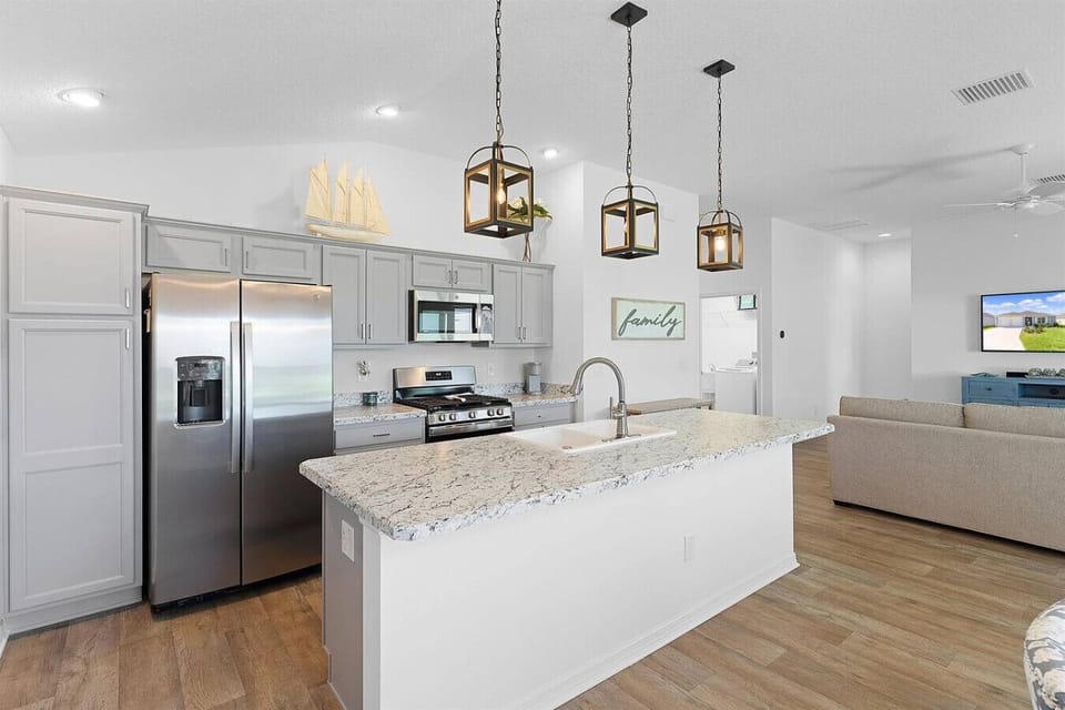 Kitchen with Stainless Steel Appliances if Fridge, Freezer, Dishwasher, Microwave, Toaster. Blender. Coffee maker. Keurig.  Gas Stove and oven.