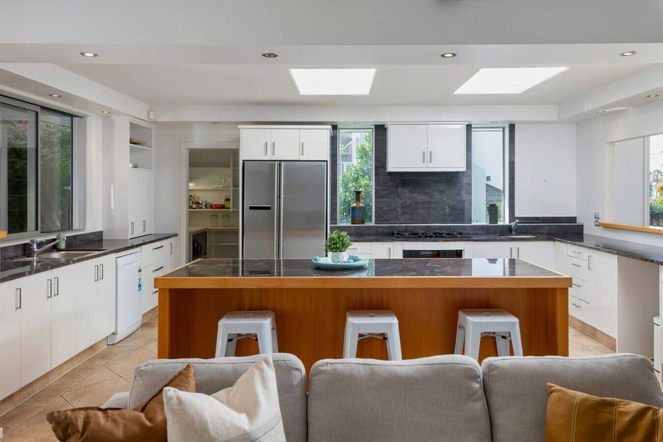 Fully equipped kitchen with scullery