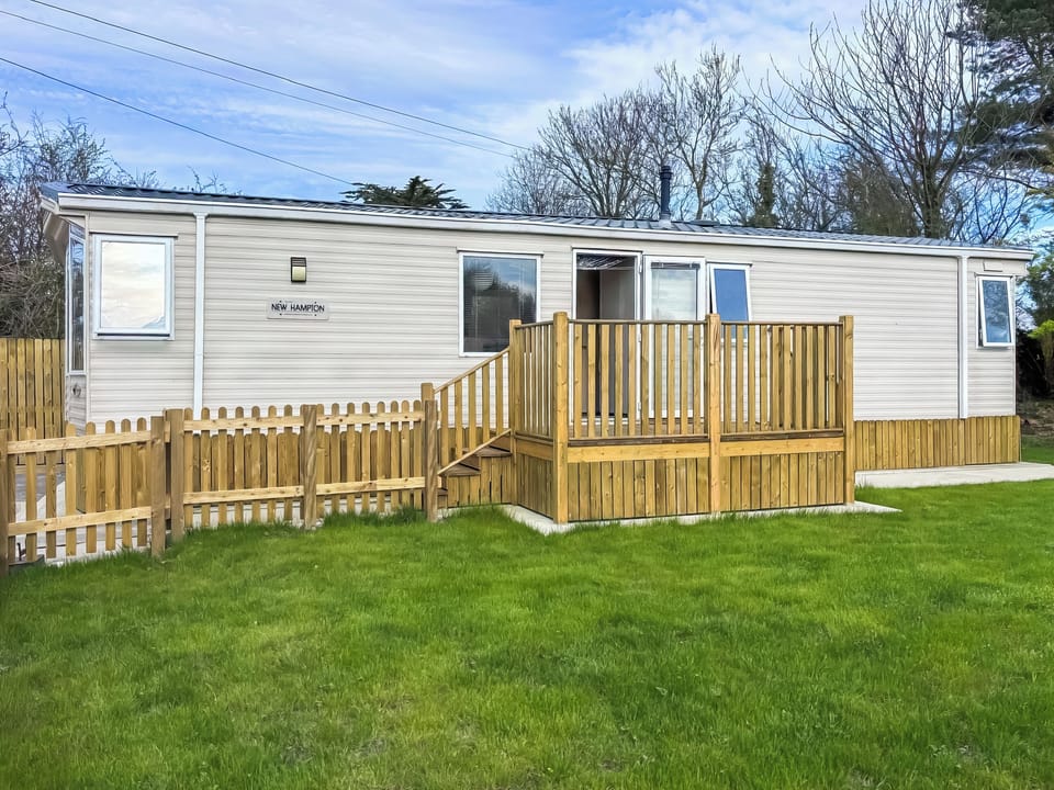Exterior | Tyn Llidiart Static - Glan Yr Afon, Llanfairpwllgwyngyll