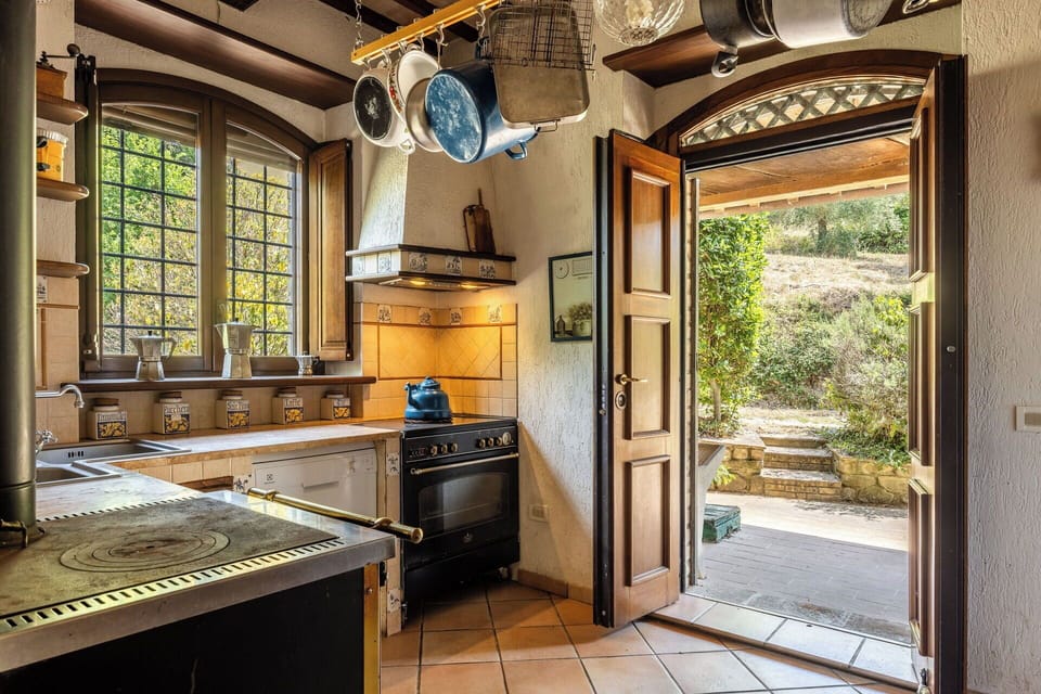 Autumn, Kitchen, Spring, Summer
