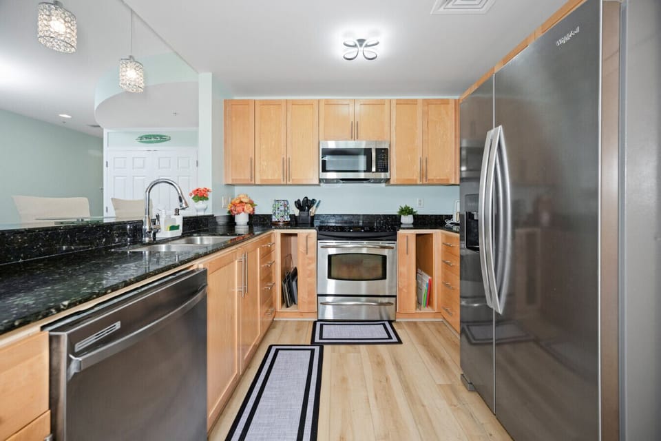 Fully equipped kitchen with everything you need for easy meals at home