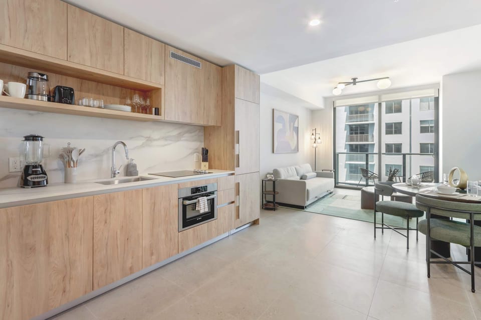 Fully equipped kitchen for everyday cooking