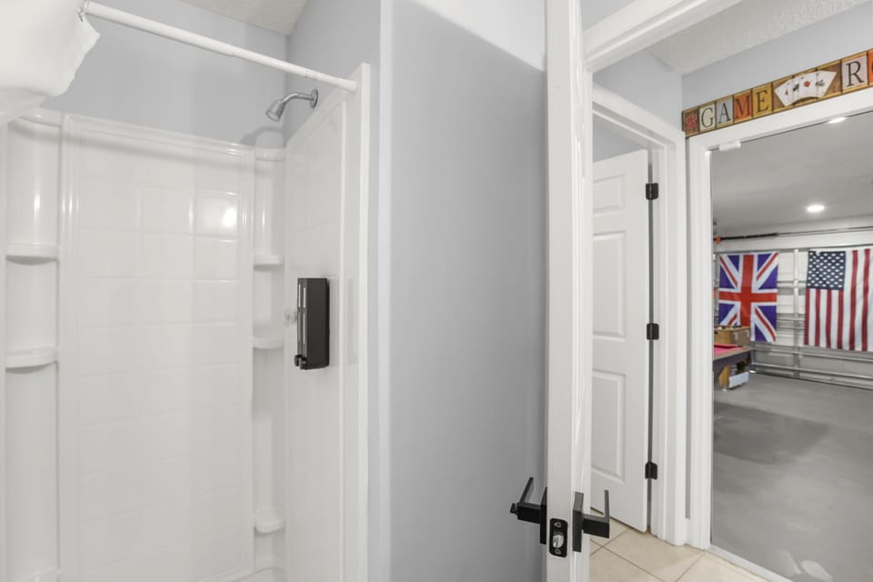 4669GoldenBeachCourt(30)