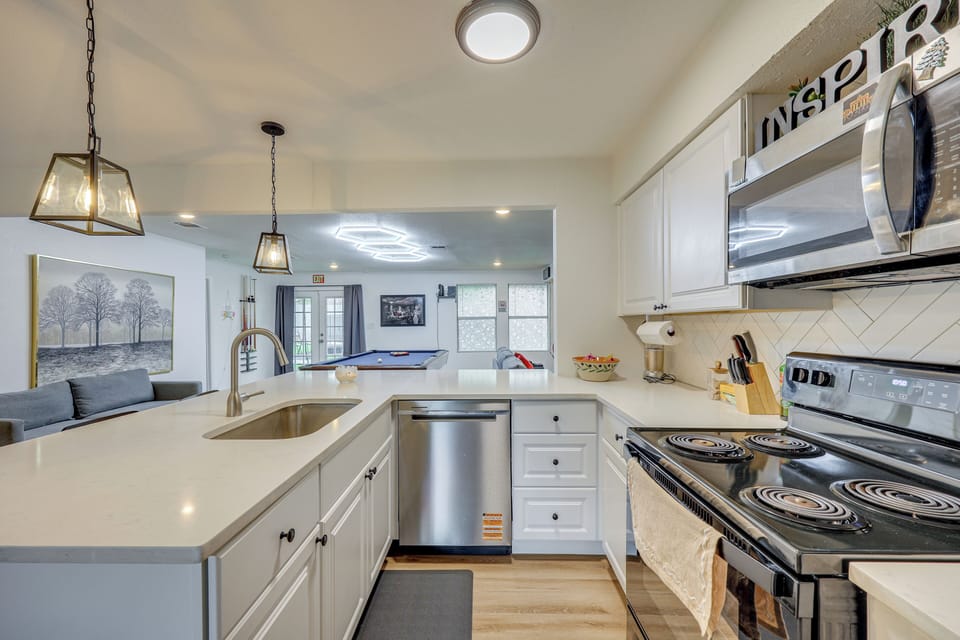Kitchen | Single-Story Home