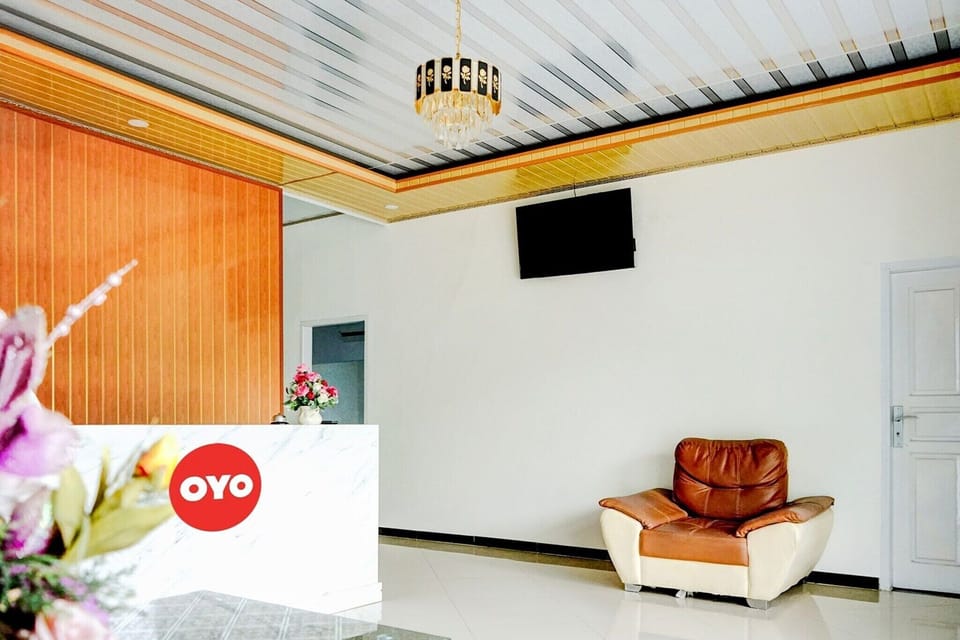 Entrance / Reception