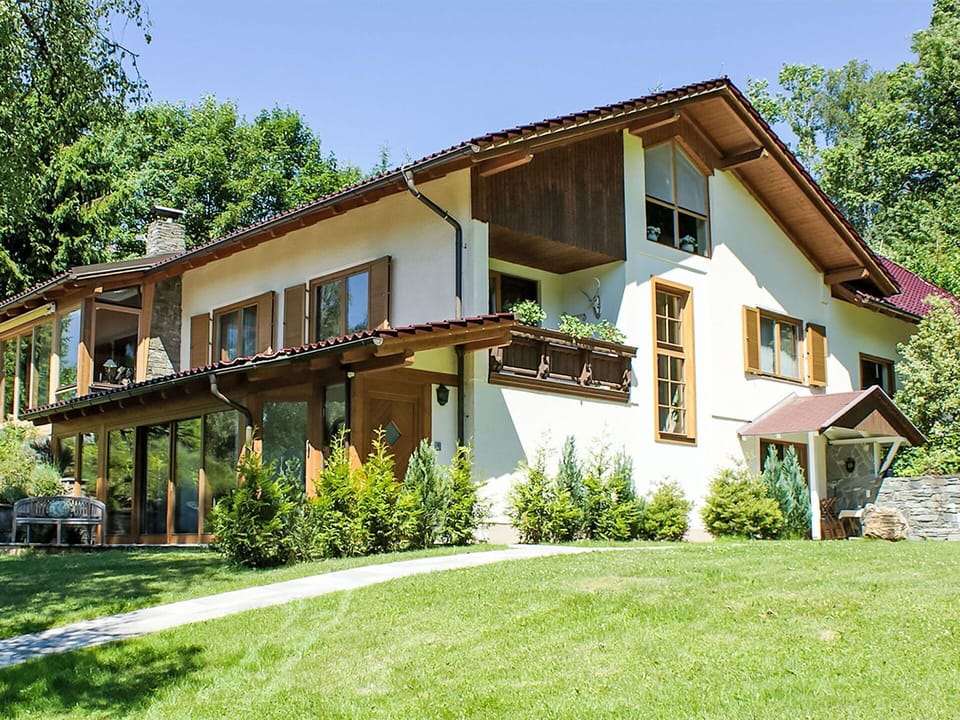 Building, Window, House, Home, Residential Area, Cottage, Architecture, Shrub, Land Lot
