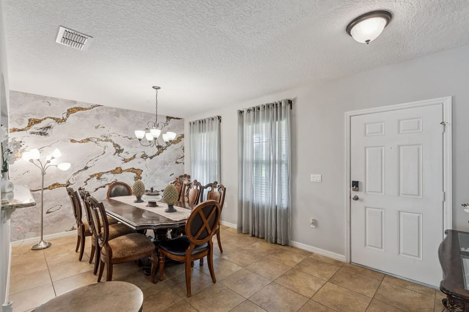 4-web-or-mls-9049_Paolos_Pl__Kissimmee__FL_34747_KUM06677.jpg