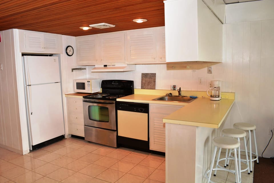 Beachloft 2J Kitchen