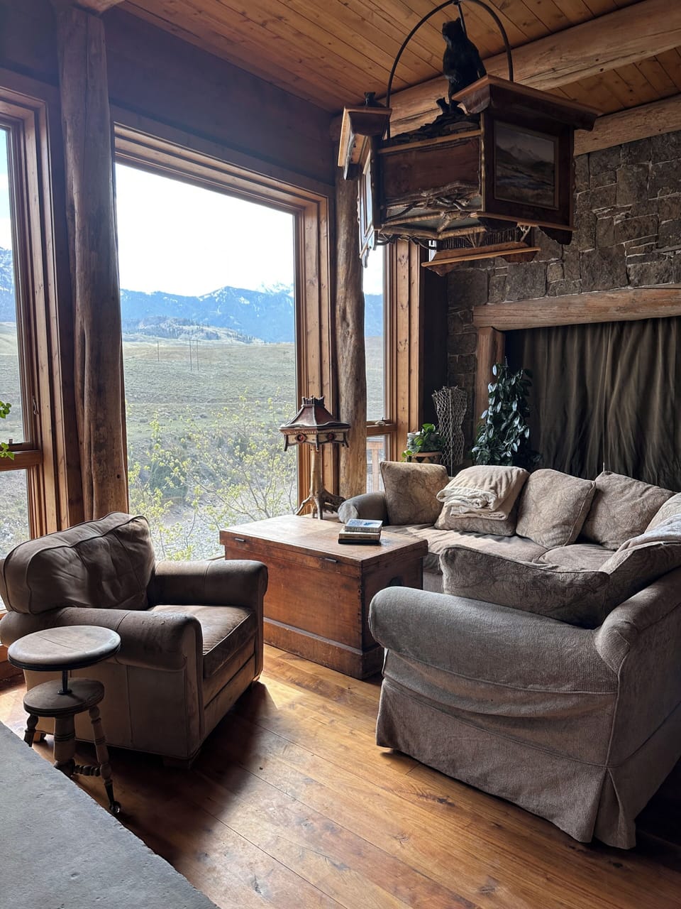 Main floor living room.