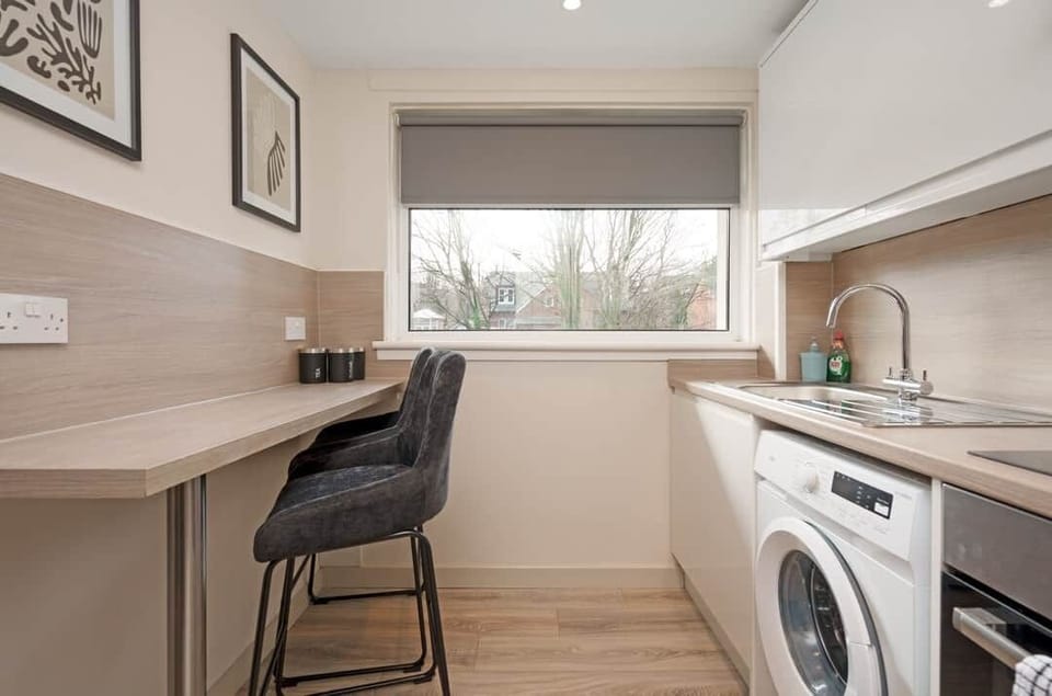 1-8, 450 Tantallon Road, langside, G41 3HU - 5