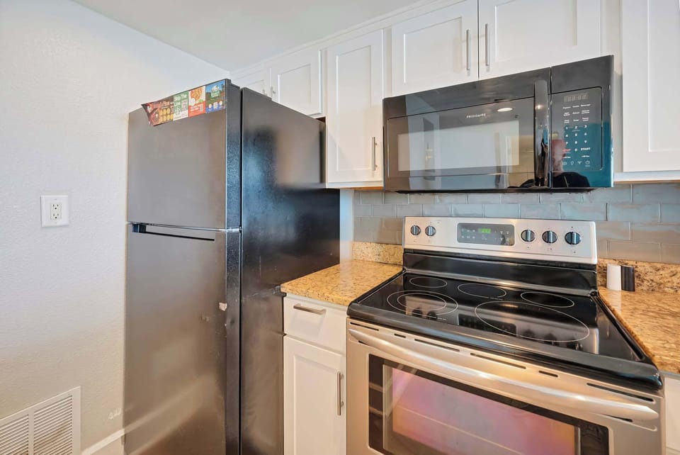 Equipped Kitchen for Your Stay
