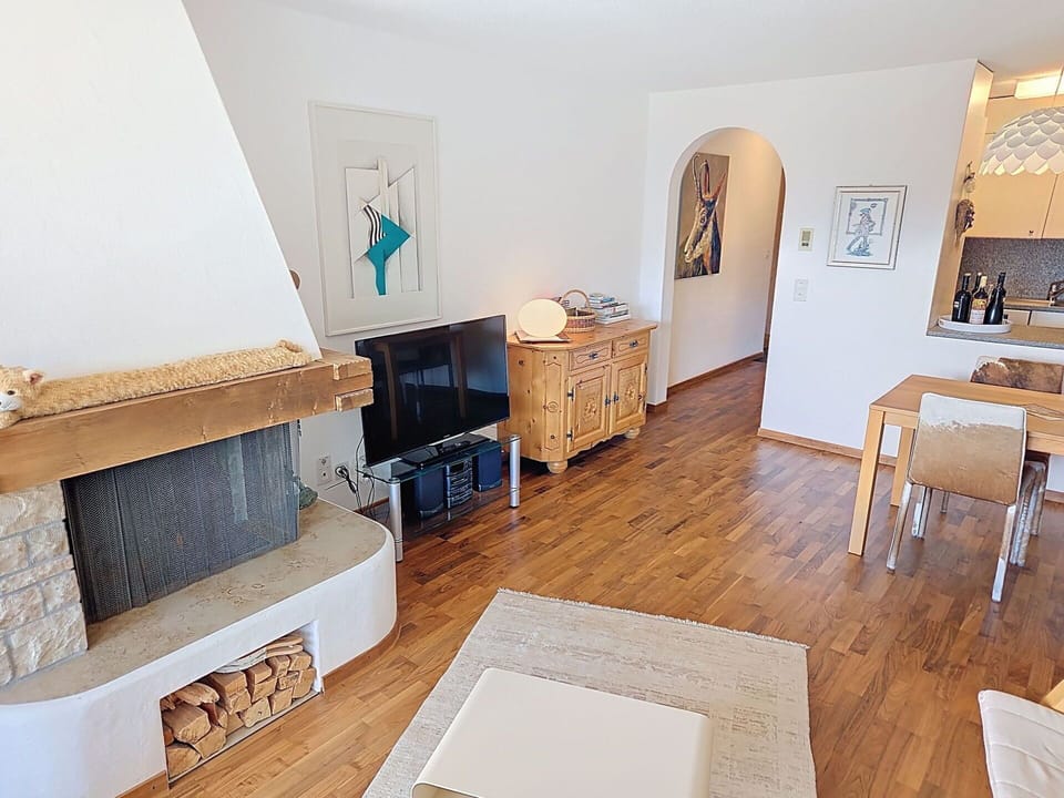 Furniture, Flooring, Interior Design, Wood, Floor, Room, Ceiling, Living Room, Wood Flooring, Hardwood