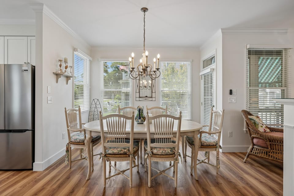 Group,Dining Room,