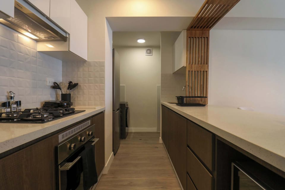 Modern and fully equipped kitchen