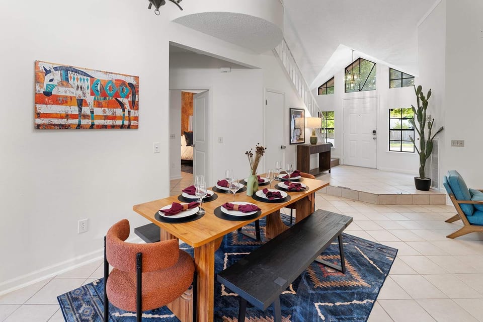 Five-star meals, zero stress. Bring the food, we’ve got the ambiance covered.