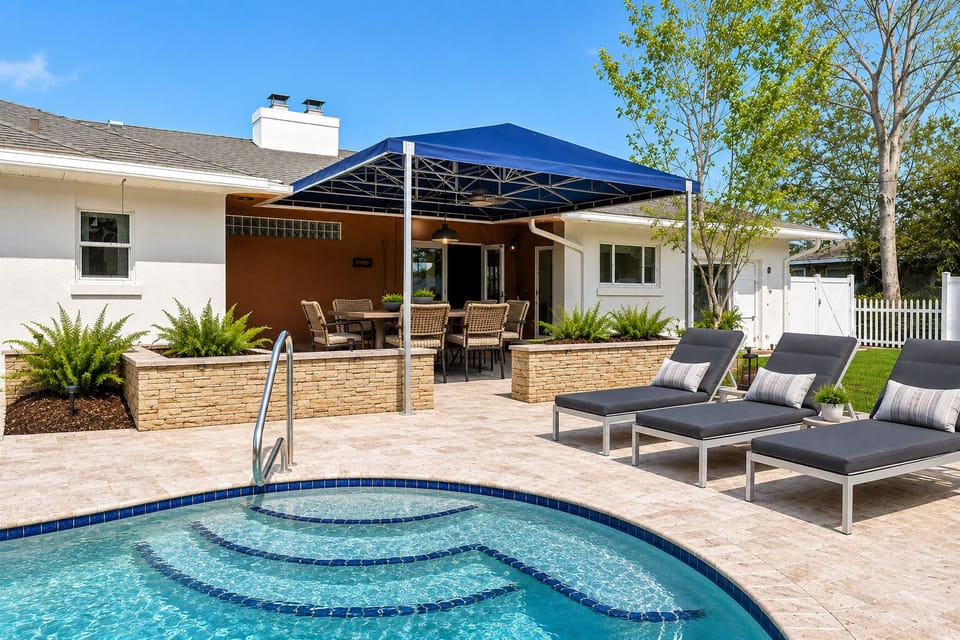 Back Yard Lounge