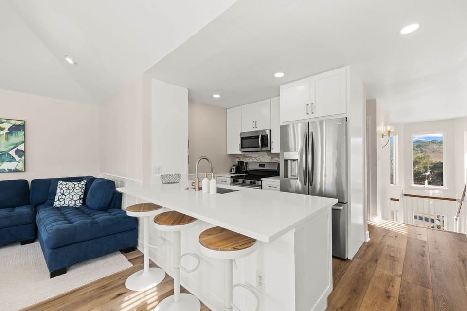 A Perfect Summer East Kitchen and Sitting Area