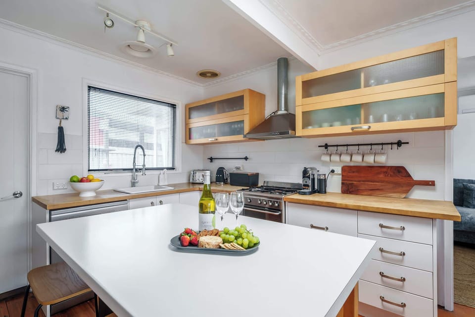 Entertainer’s Kitchen Hub