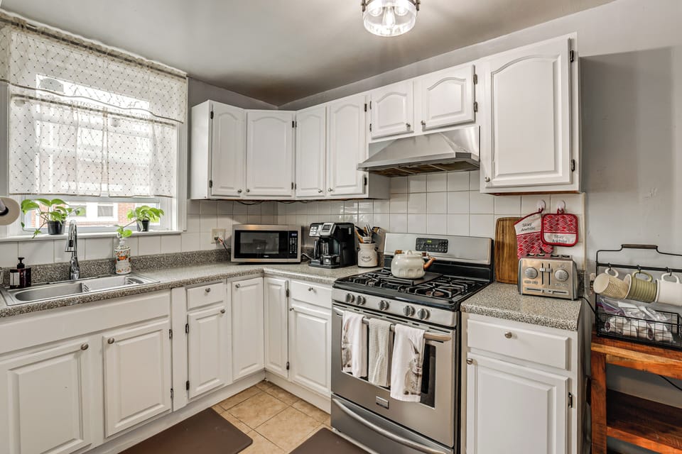 Fully Stocked Kitchen | Cooking Basics & Spices