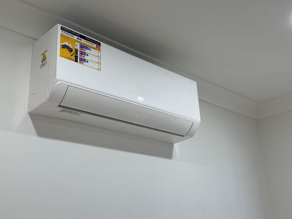 AC