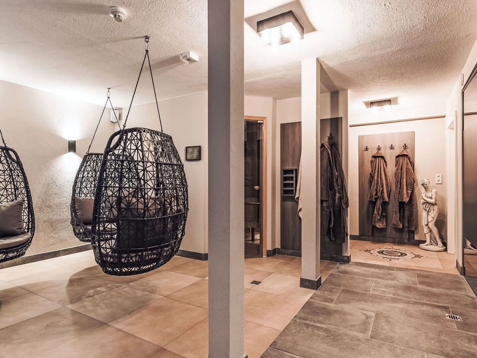 Flooring, Interior Design, Wood, Floor, Ceiling, Lighting, Furniture, Room, Light Fixture, Natural Material