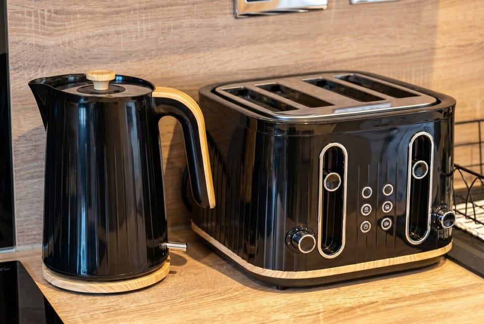 Stylish kettle and toaster set for easy mornings in.