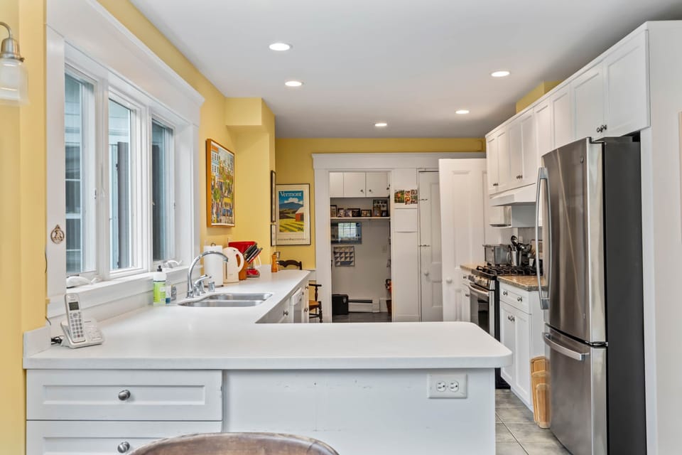 Large sunny kitchen