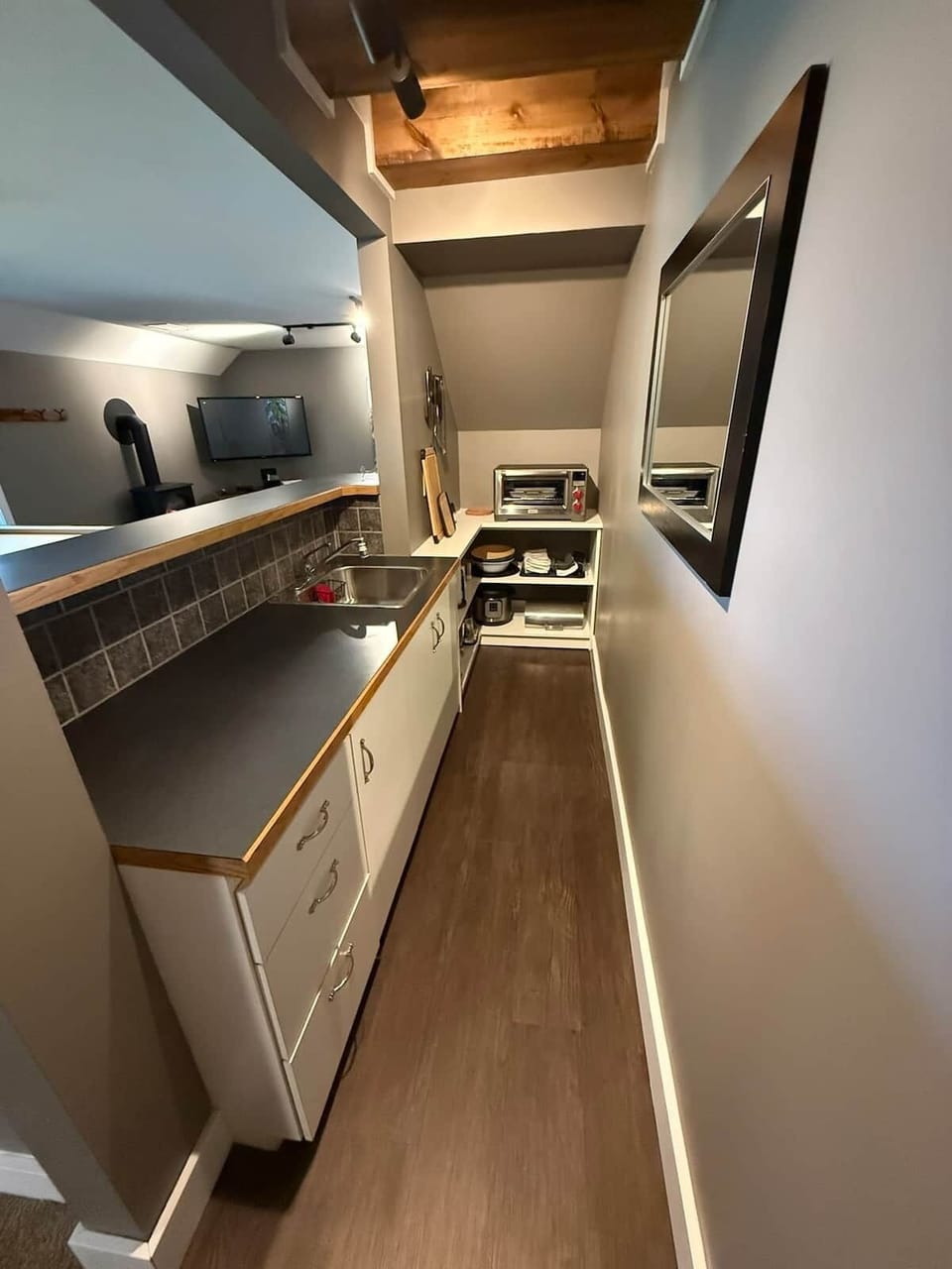 Kitchenette